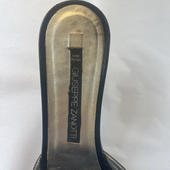 Giuseppe Zanotti Black Leather Kitten Heel Slides With Mink Fur - Picture 11 of 11